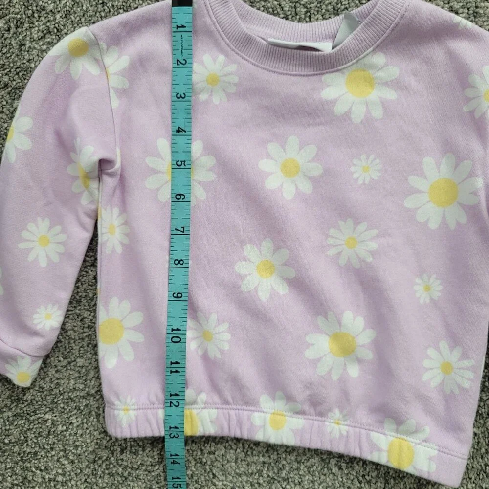 Children's Place Purple Sweatshirt with Daisy's 2T, Pre- Owned , Gently worn